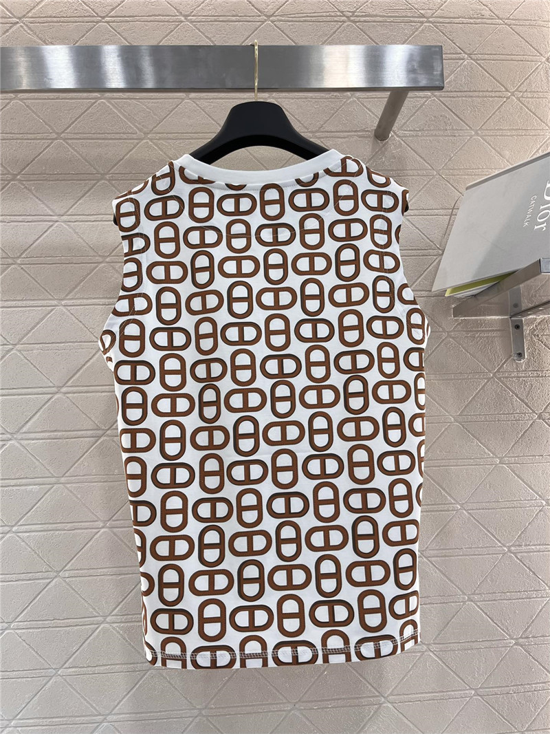 H**me5 pig nose vest   replica clothing sites