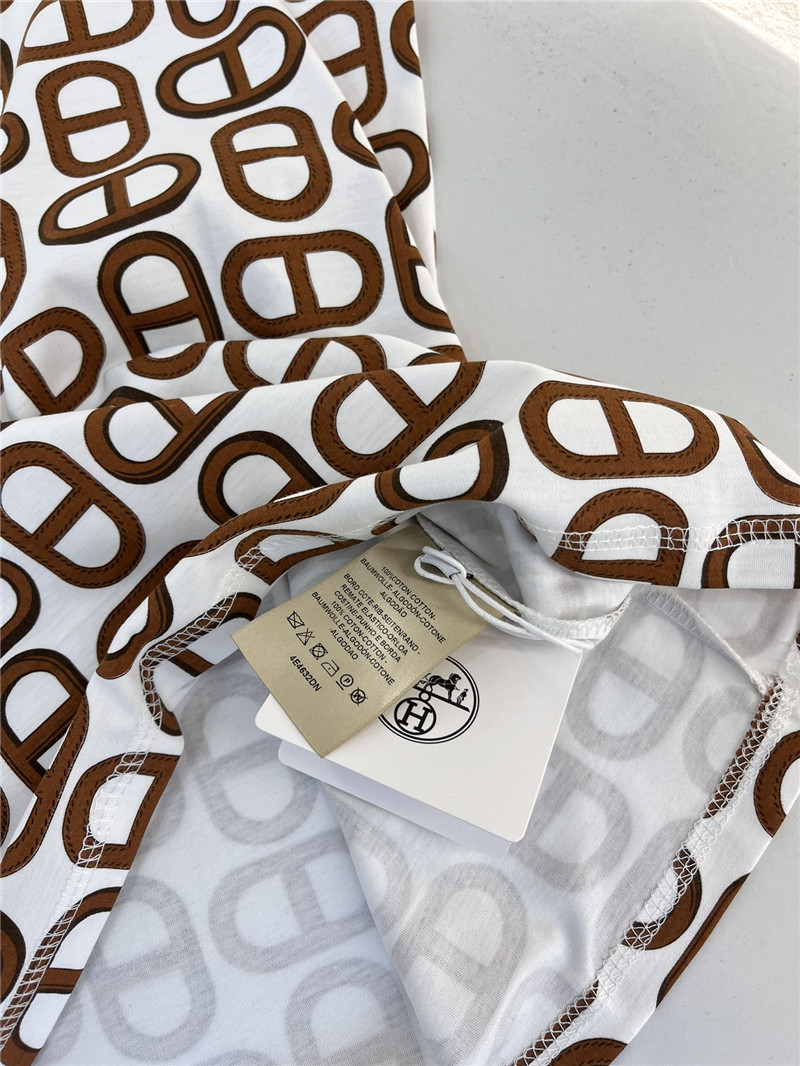 H**me5 pig nose vest   replica clothing sites