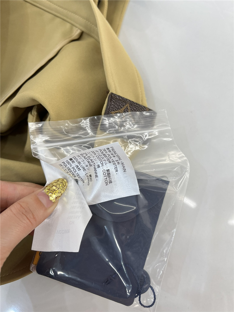 l0vis Vvtt0n lv double breasted vest replica d&g clothing