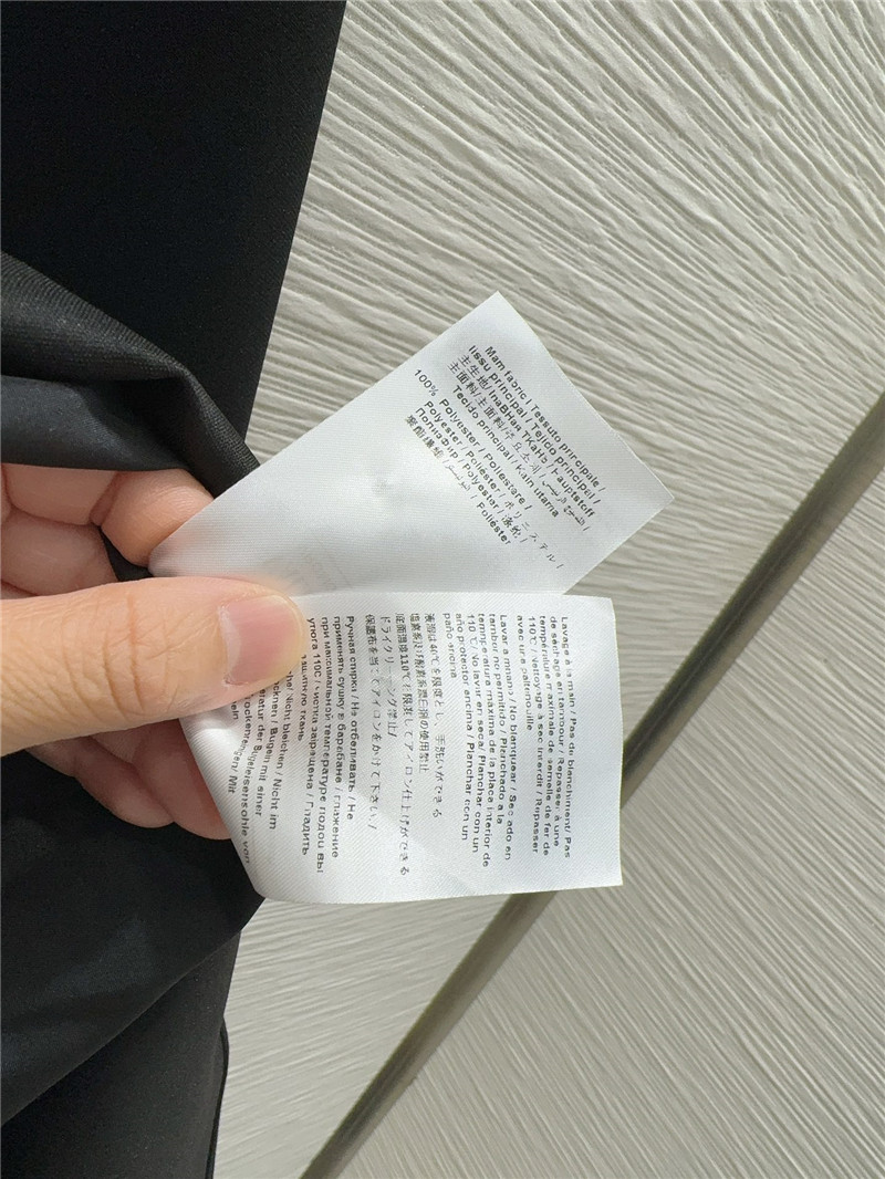 Va1e*ntin0 sundress replica designer clothing websites