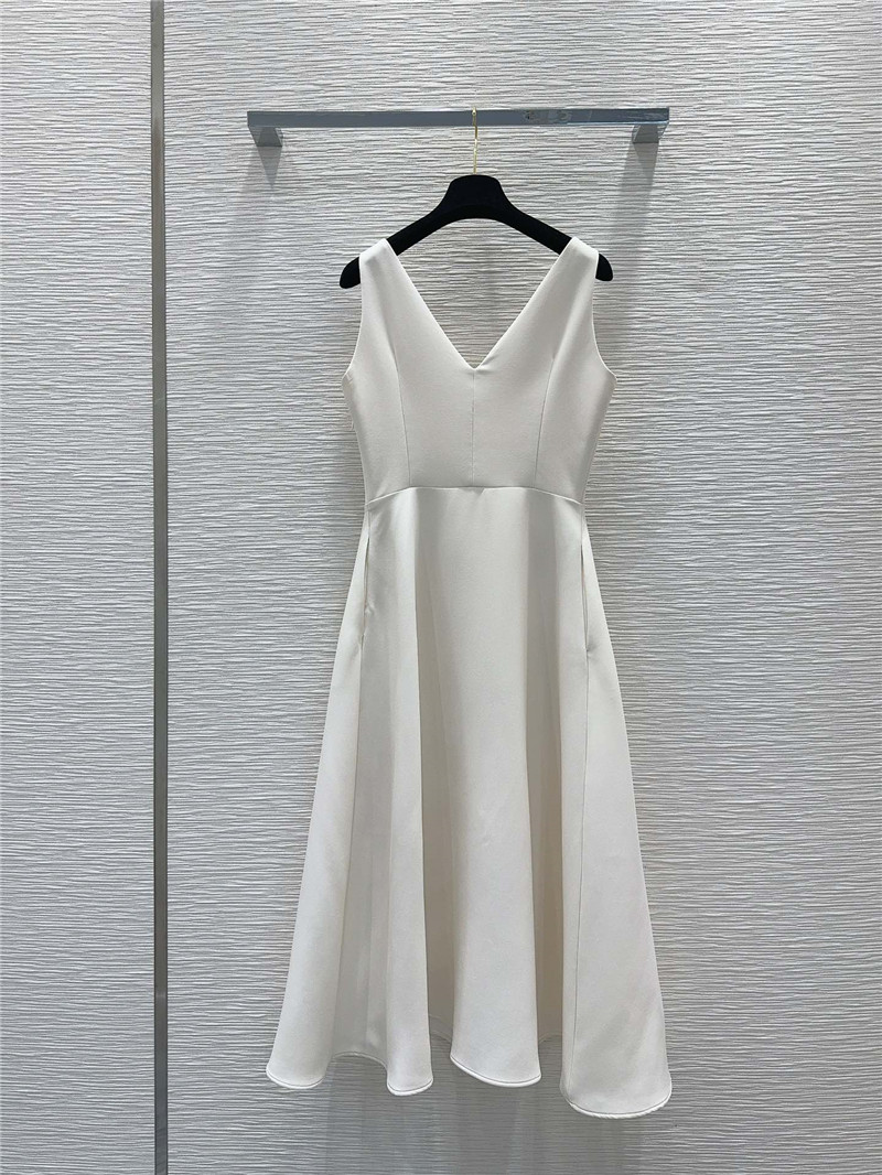 Va1e*ntin0 sundress replica designer clothing websites