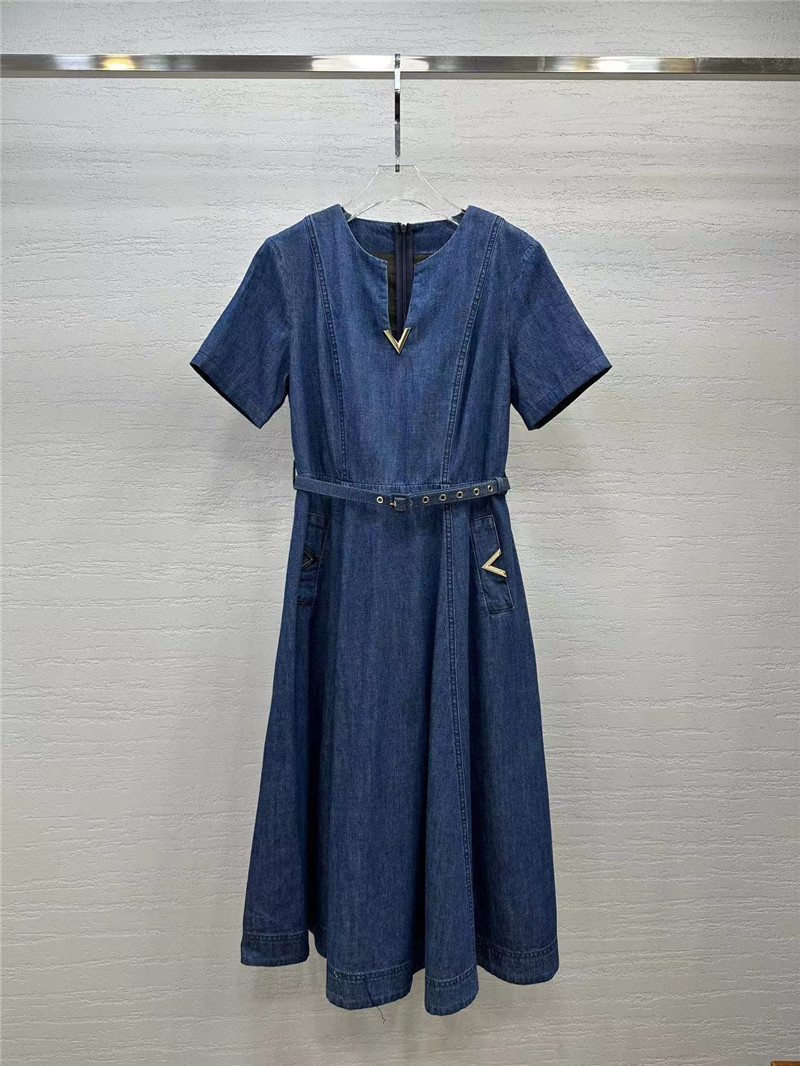 Va1e*ntin0 waist-cinching dress replica clothing