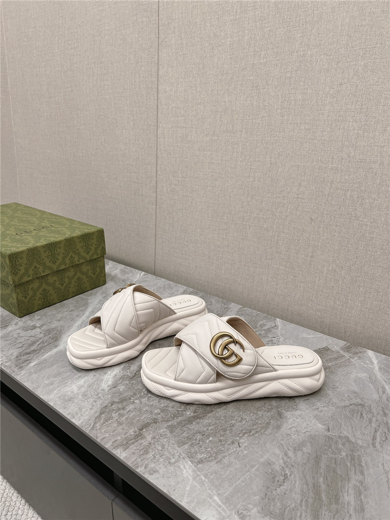 Gvc*1 marmont white slide sandals