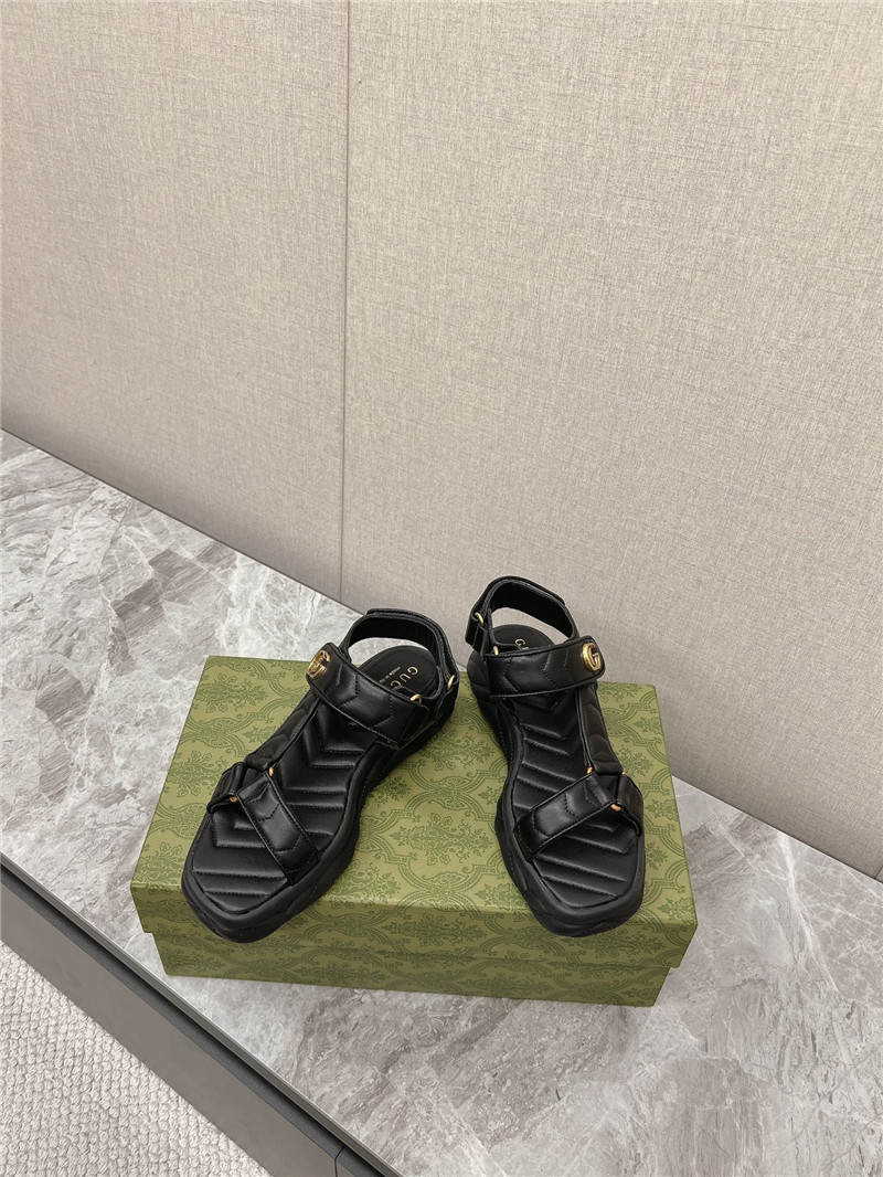 Gvc*1 double g leather sandals black