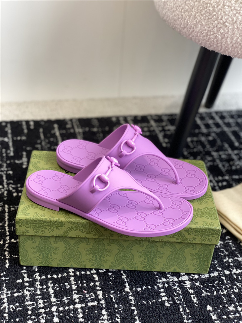 Gvc*1 horsebit thong sandals in purple