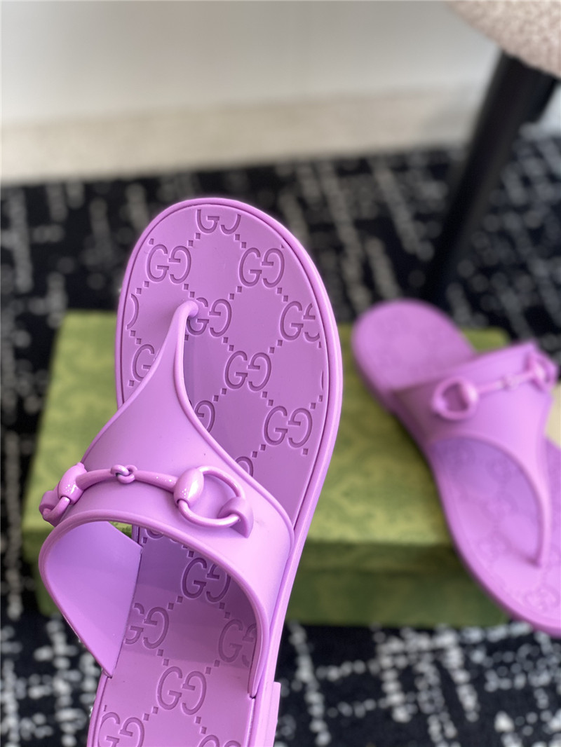 Gvc*1 horsebit thong sandals in purple