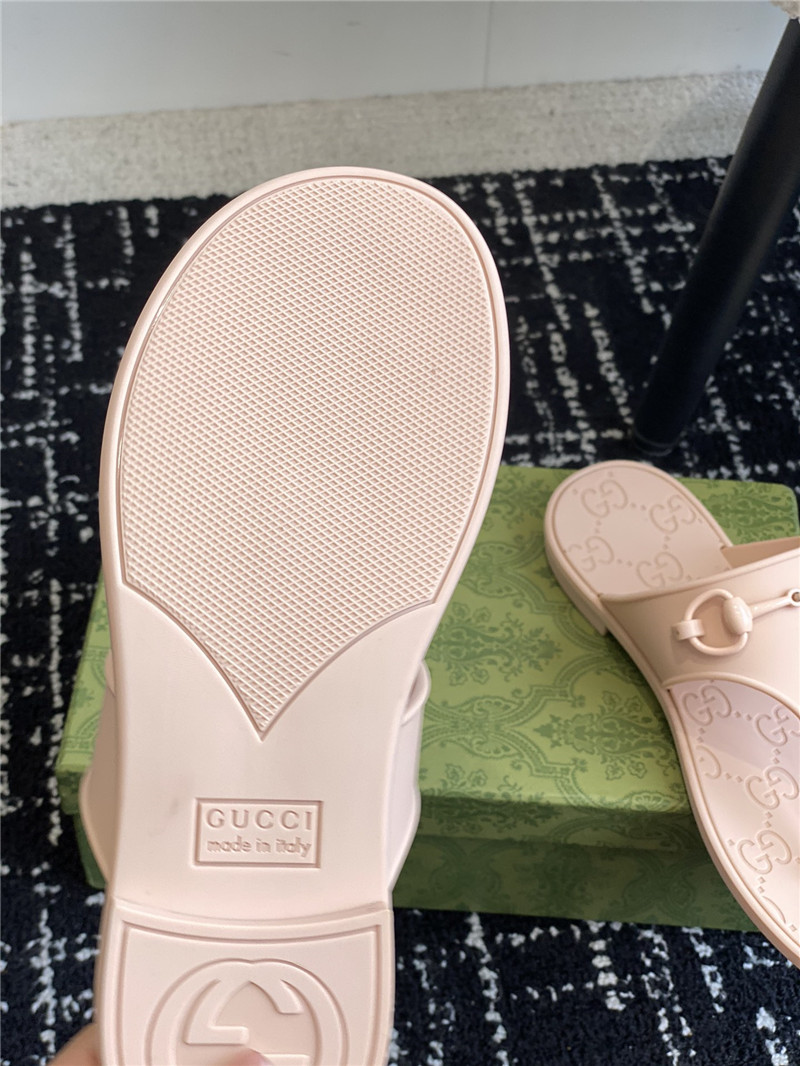 Gvc*1 horsebit thong sandals in beige