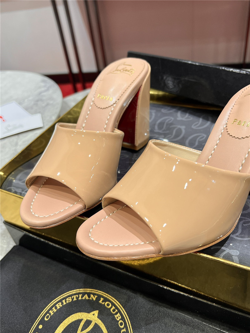 Chr1st1an louboutin beige square heel patent leather mules
