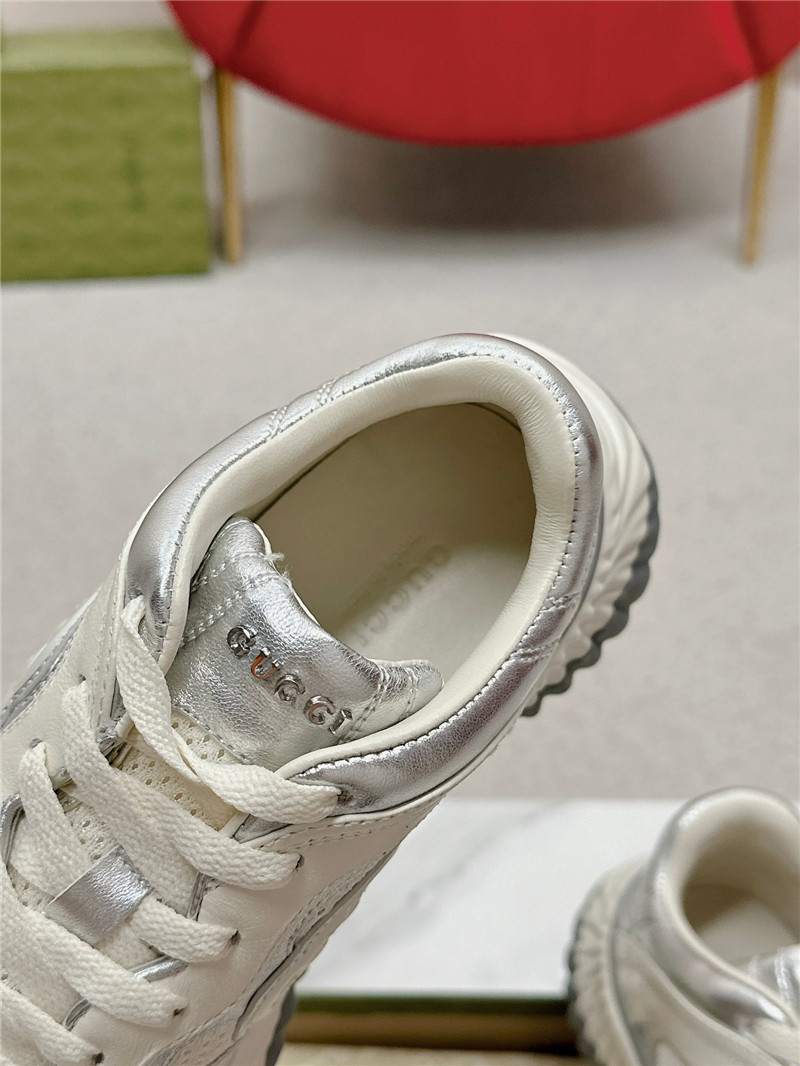 Gvc*1 silver patent leather platform sneakers