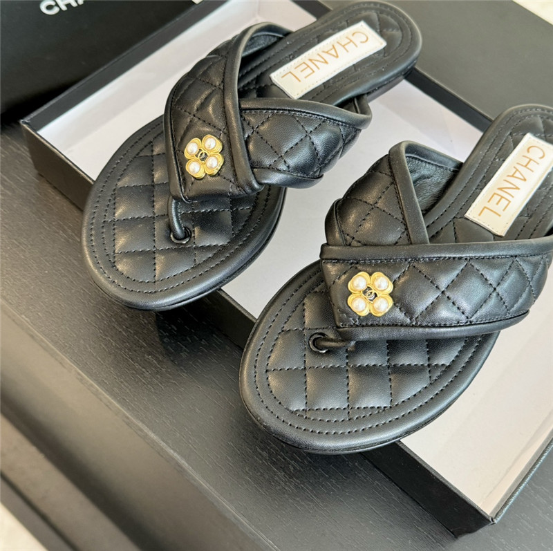 Ch**el tweed black flats flip flop