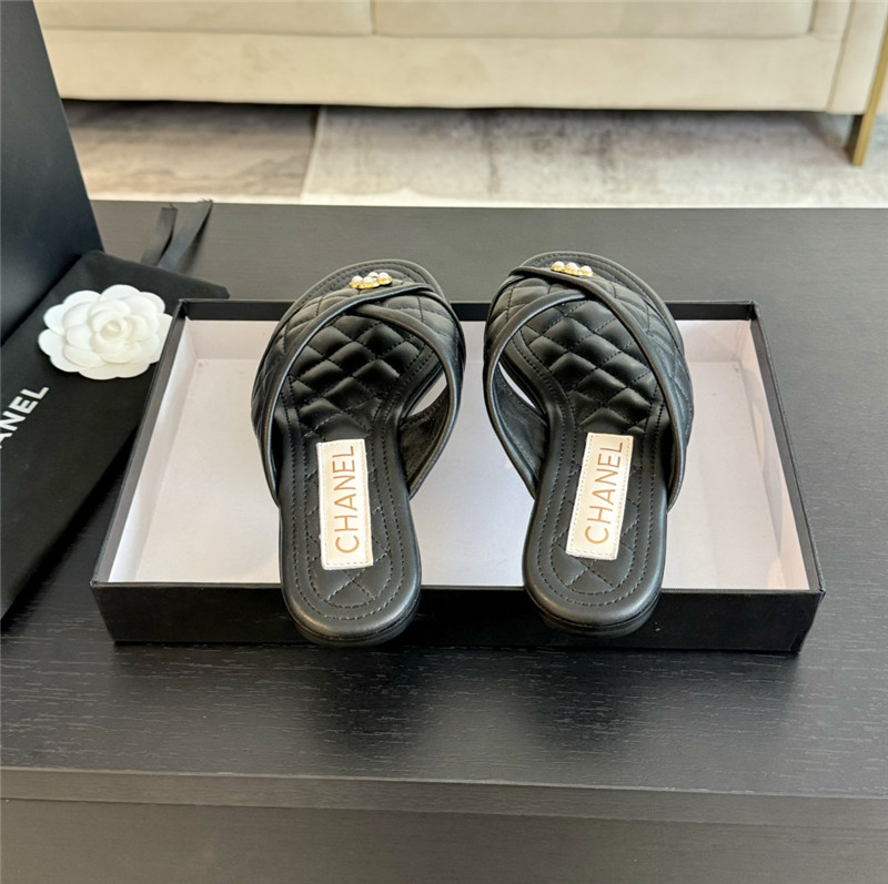 Ch**el tweed black flats flip flop