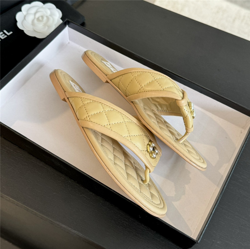 Ch**el tweed beige flats flip flop