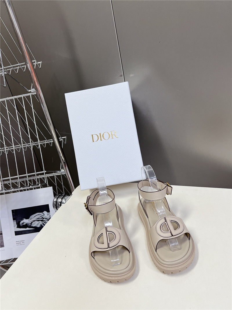 D10r d-club sandal beige