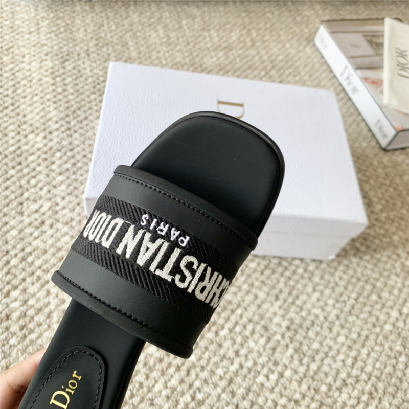 D10r dway heeled slide black