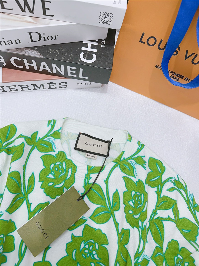 Gucci round neck short sleeve thin top replica d&g clothing