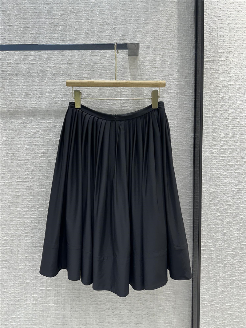 Pra*a low waisted pleated skirt cheap replica designer clothes