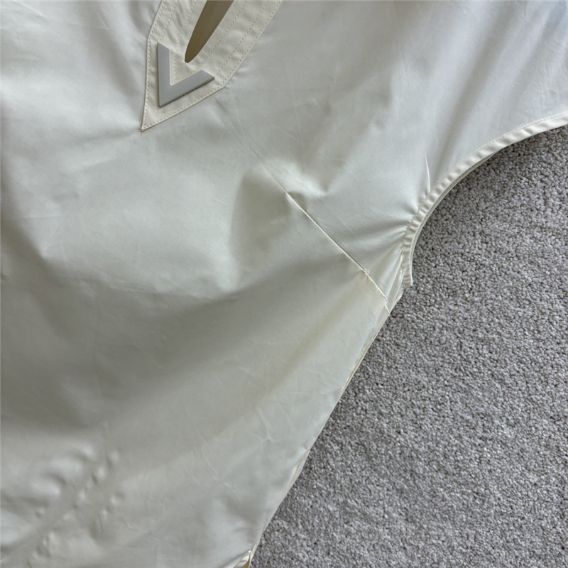 Va1e*ntin0 flying sleeve shirt cheap replica designer clothes