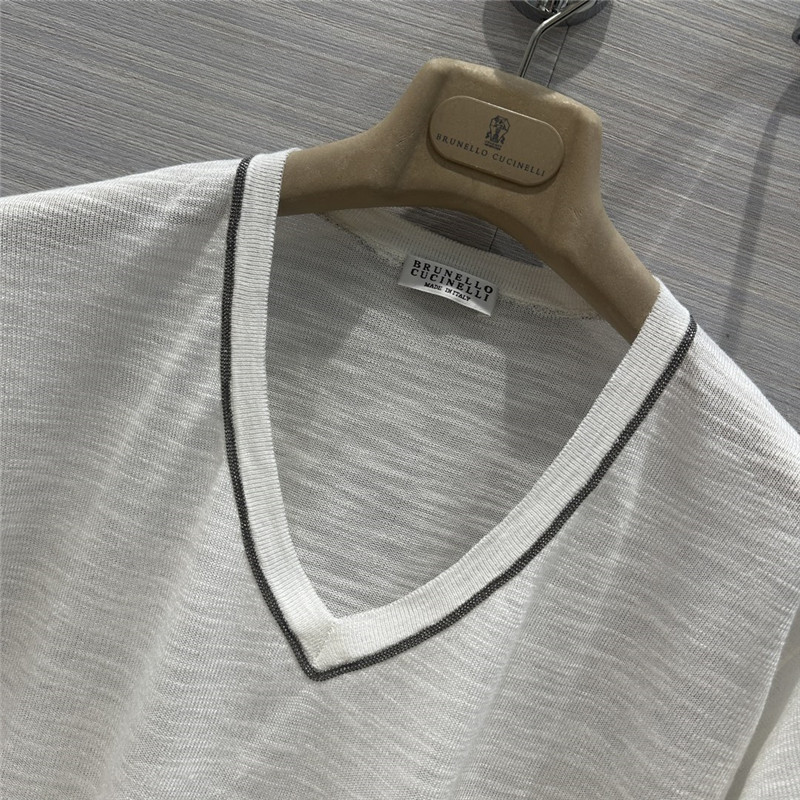 BC linen yarn V-neck top cheap replica designer clothes