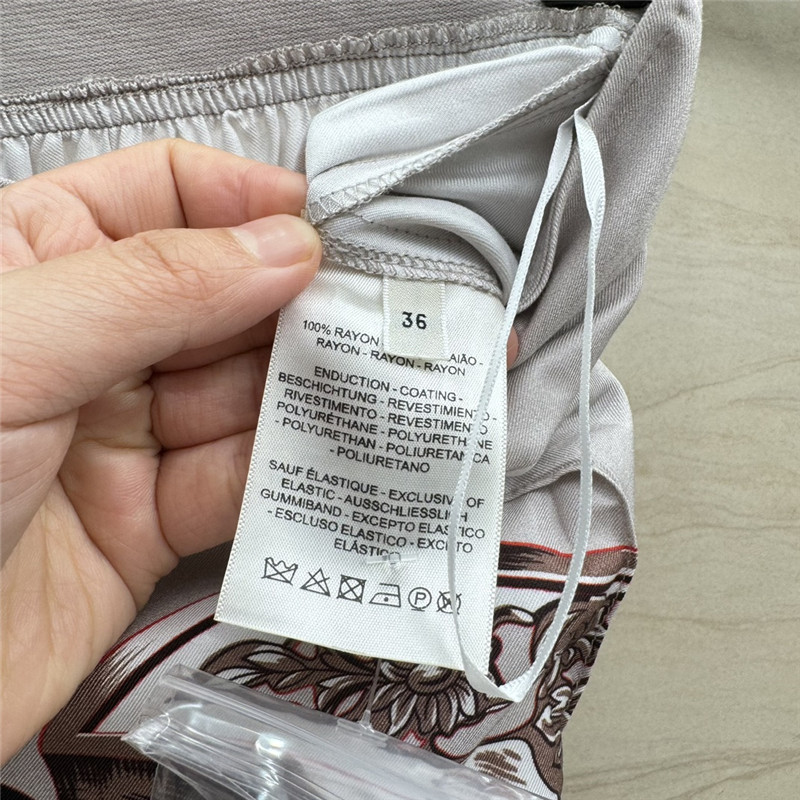 H**me5 chain saddle print silk trousers replica clothes