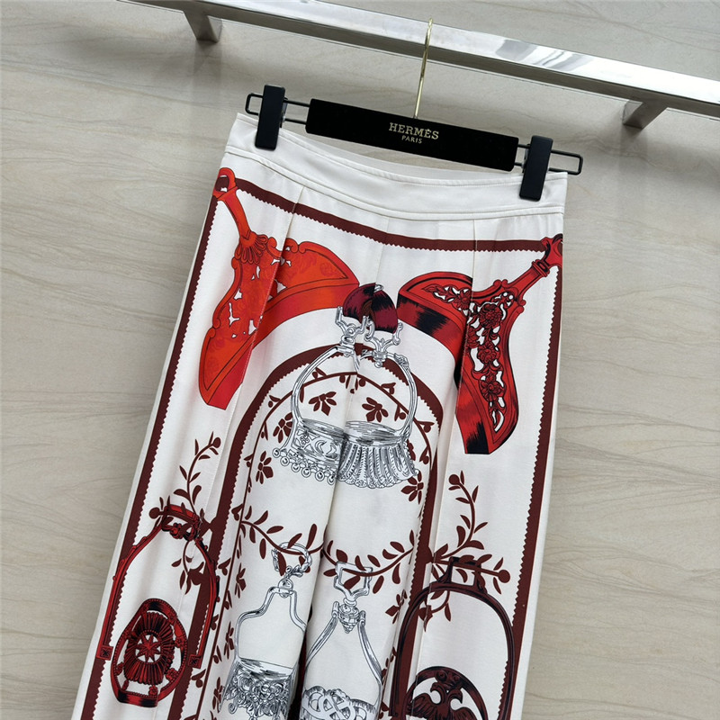 H**me5 chain saddle print silk trousers replica clothes