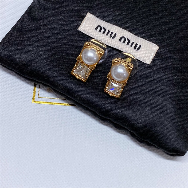 m1um1u pearl D1am0nd earrings