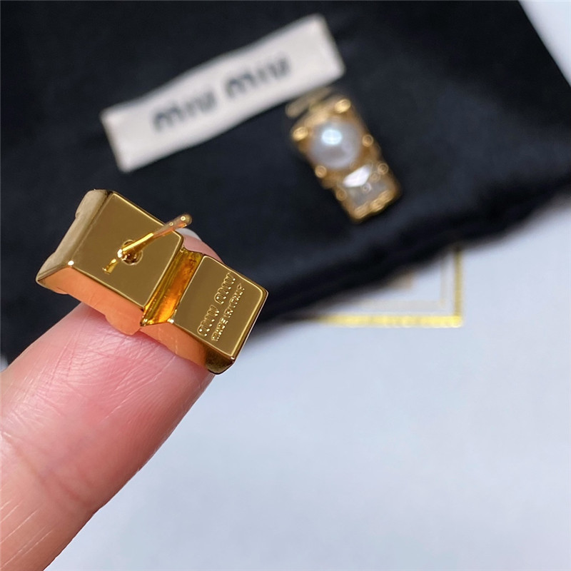 m1um1u pearl D1am0nd earrings