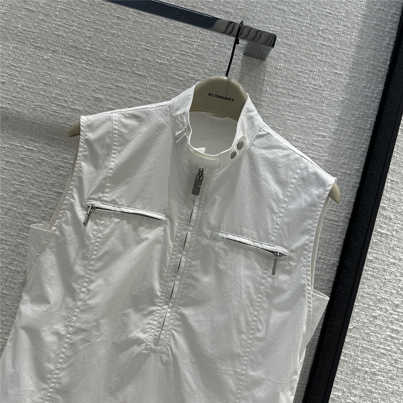 Bv*b*rry zipper stand collar sleeveless shirt replica clothing