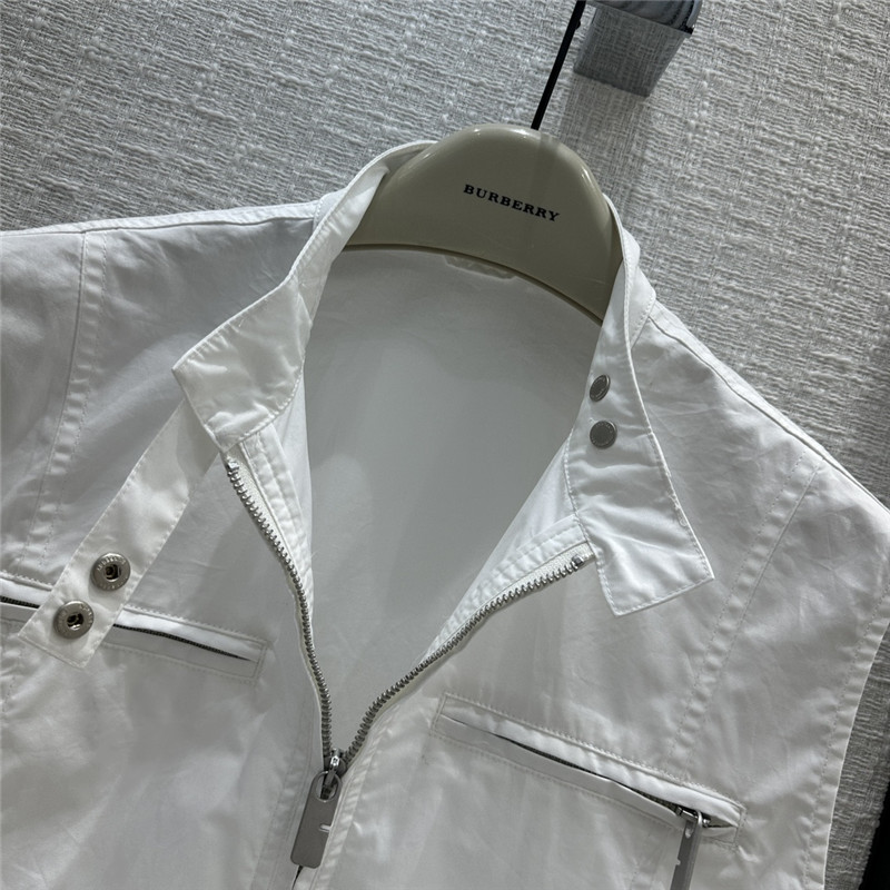 Bv*b*rry zipper stand collar sleeveless shirt replica clothing