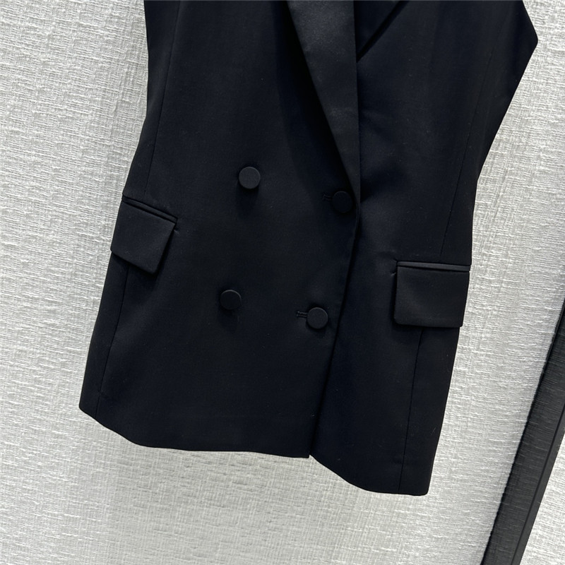 a1exa*der Mcqv*en double breasted vest suit replicas clothes