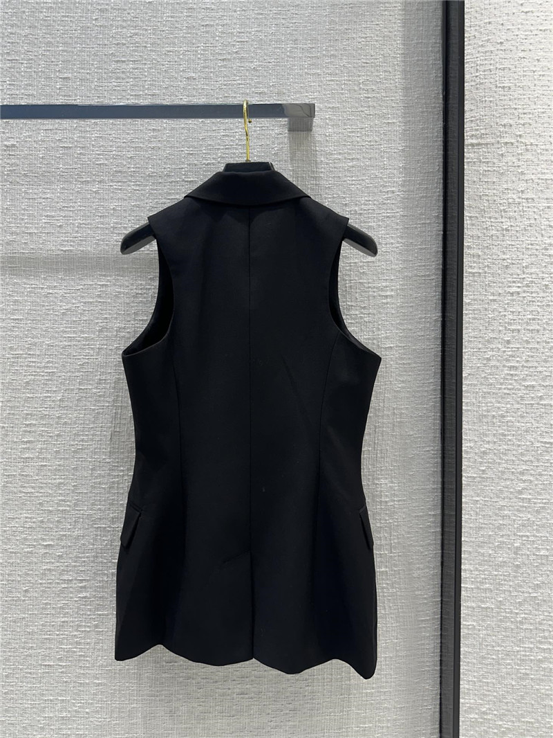 a1exa*der Mcqv*en double breasted vest suit replicas clothes