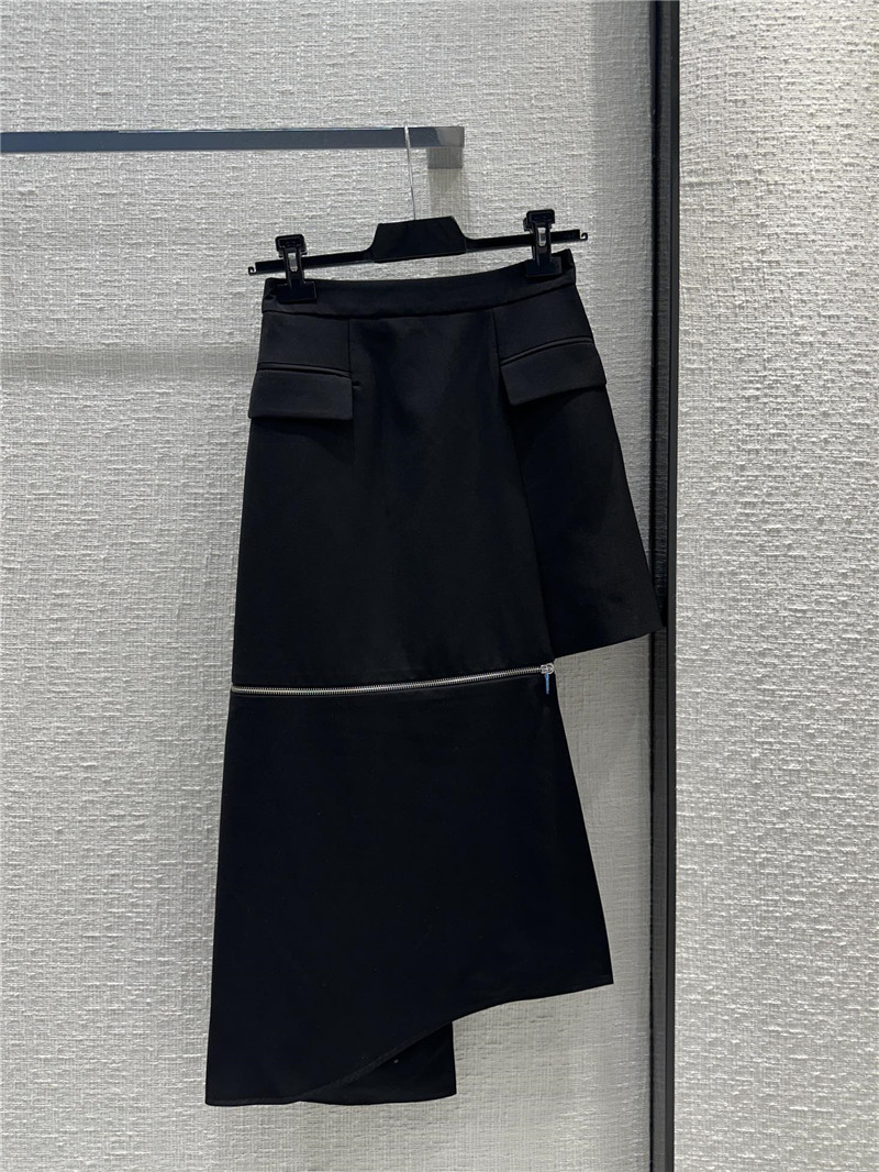 a1exa*der Mcqv*en slit hip skirt replica clothes
