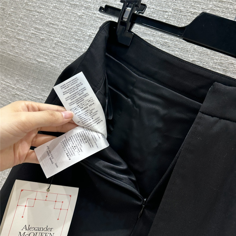 a1exa*der Mcqv*en slit hip skirt replica clothes