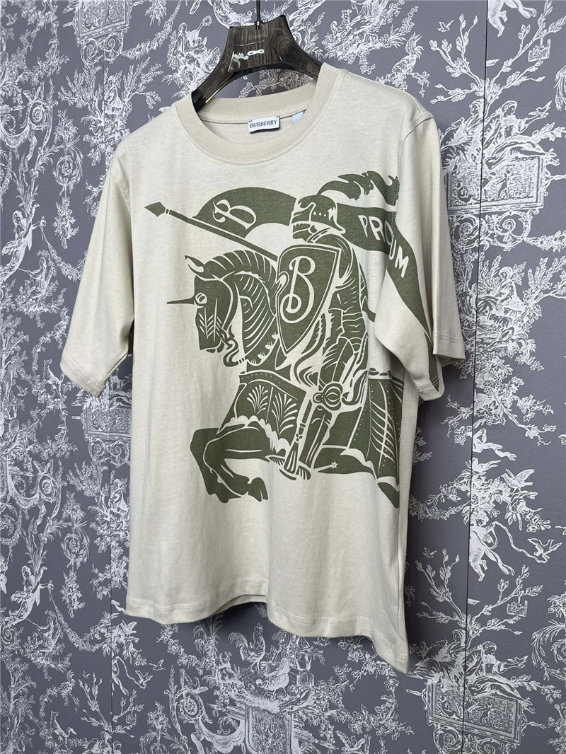 Bv*b*rry new t-shirt replica clothing sites