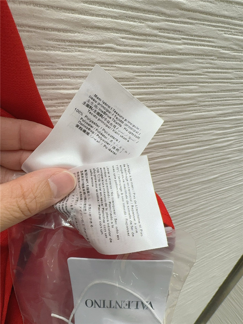 Va1e*ntin0 short sleeve dress replica designer clothes