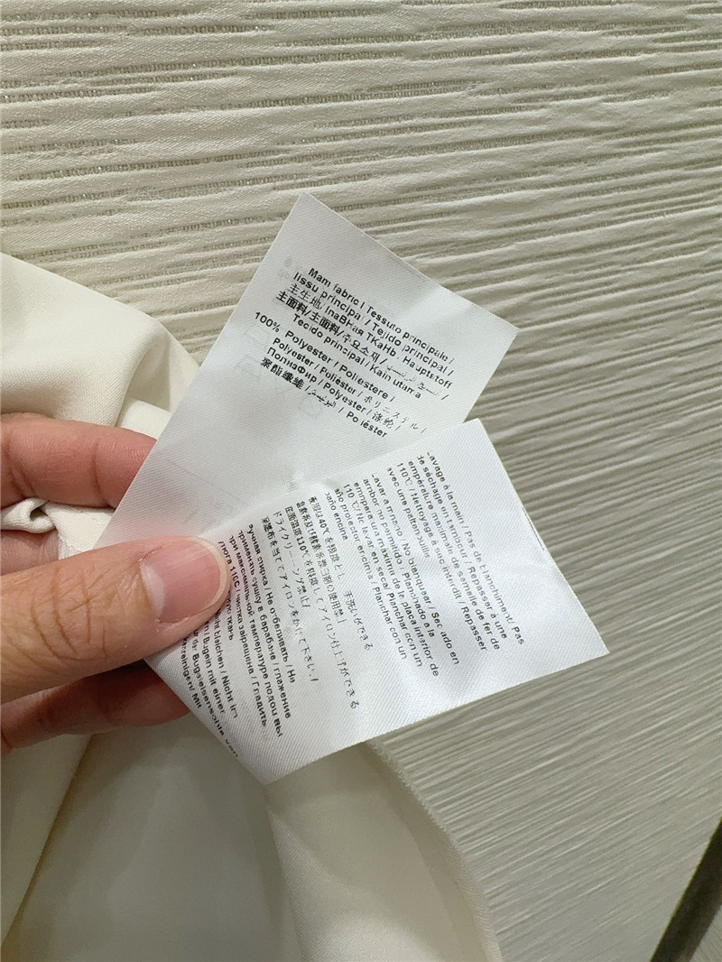 Va1e*ntin0 short sleeve dress replica designer clothes