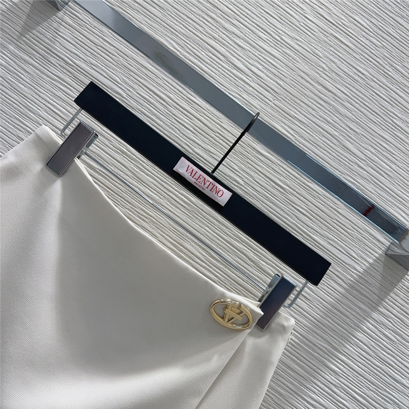 Va1e*ntin0 new culottes replica clothing sites