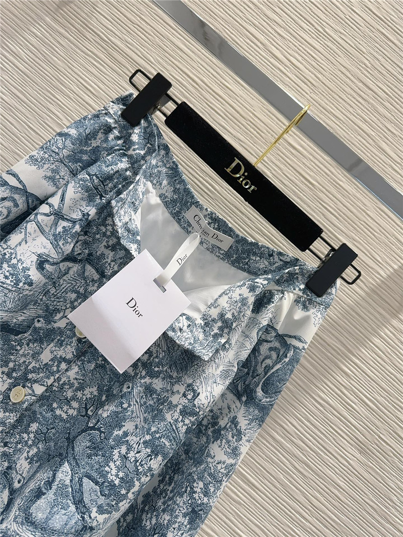 D10r versatile skirt cheap replica designer clothes