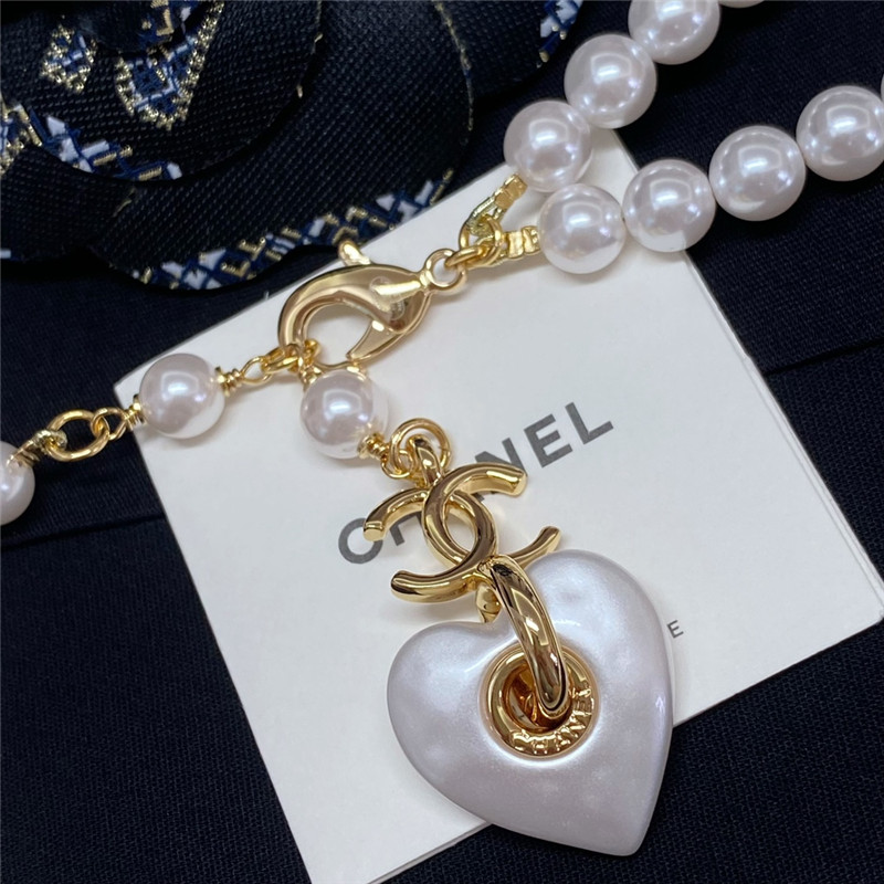 Ch**el double c white love pearl waist chain