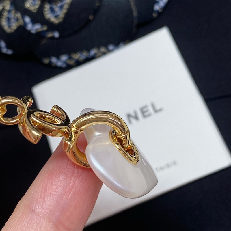 Ch**el double c white love pearl waist chain