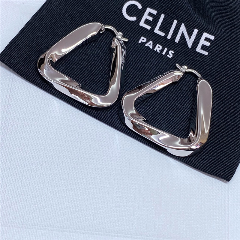 b0tt*ga Ven*ta triangle earrings