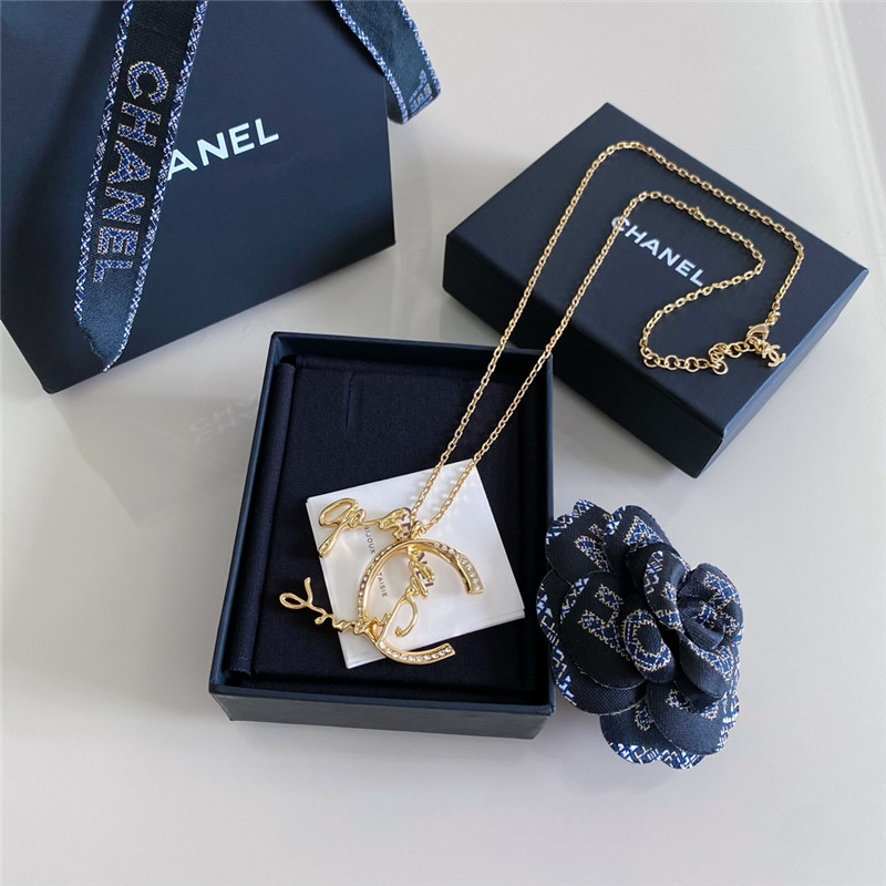 Ch**el rhinestone irregular necklace