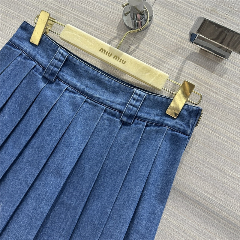 M1um1u soft denim low waist pleated short skirt replica clothes