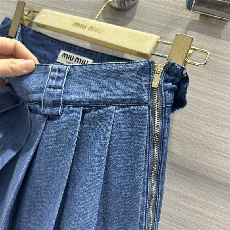 M1um1u soft denim low waist pleated short skirt replica clothes