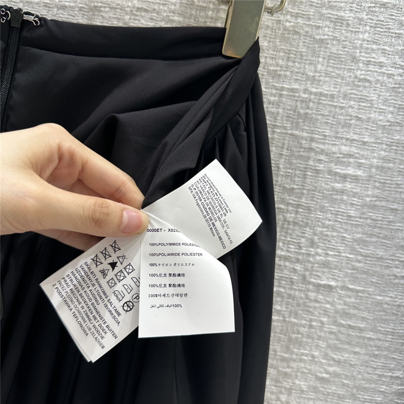 Pra*a sporty low-waist pleated skirt replica clothes