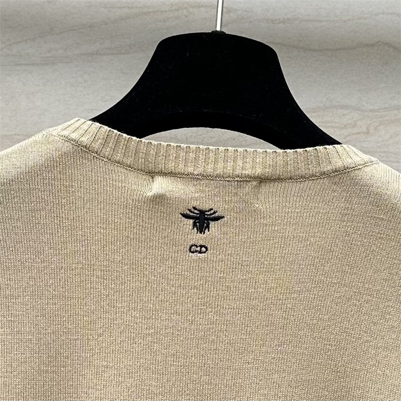 D10r graffiti embroidered short-sleeved top replica clothing