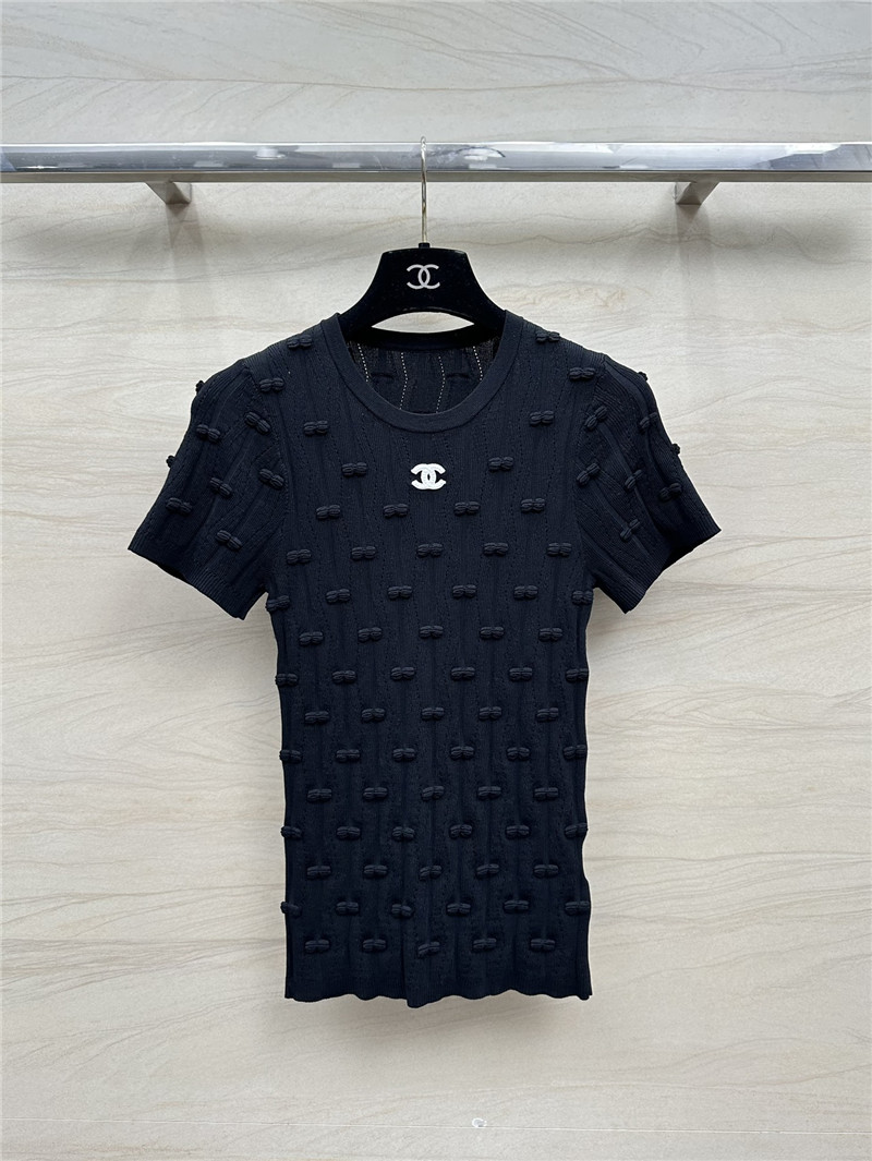 Ch**el embossed bow knitted top replica clothes