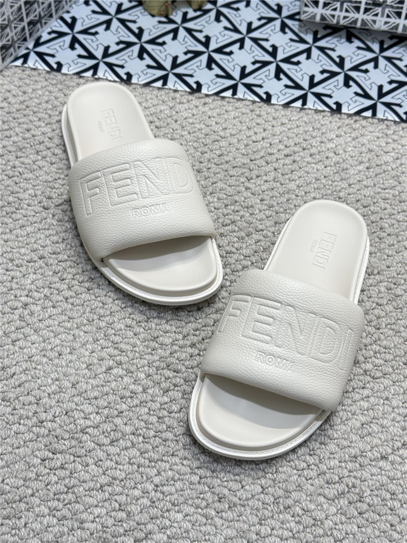 F**di roma slides white