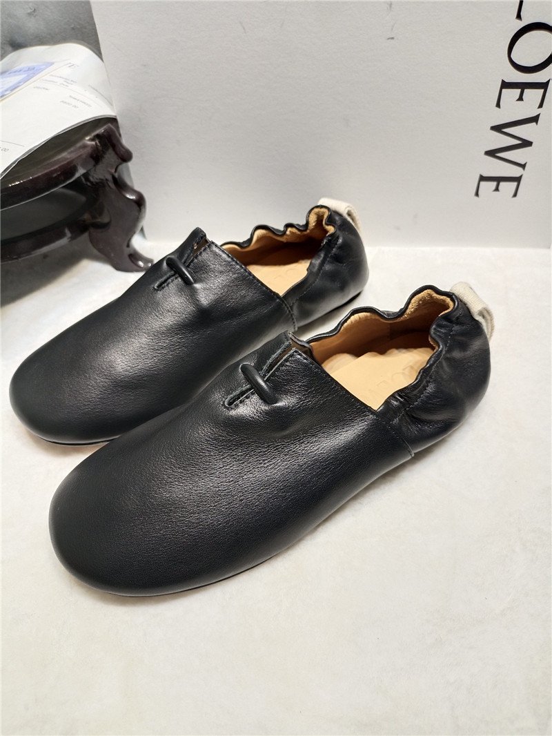 L0ew* black leather ballet flats