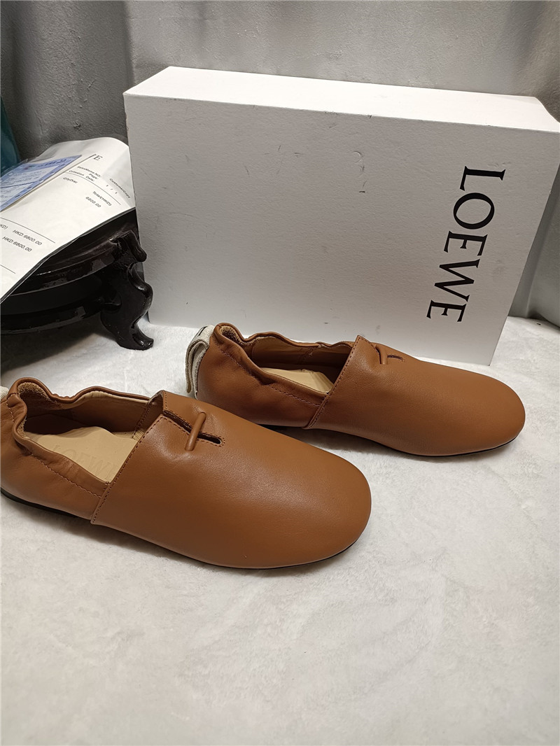 L0ew* brown leather ballet flats