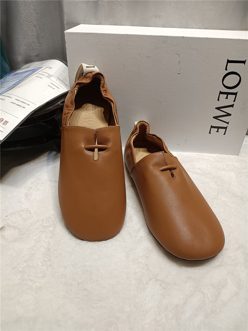 L0ew* brown leather ballet flats